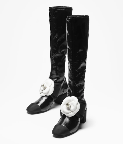 HIGH BOOTS